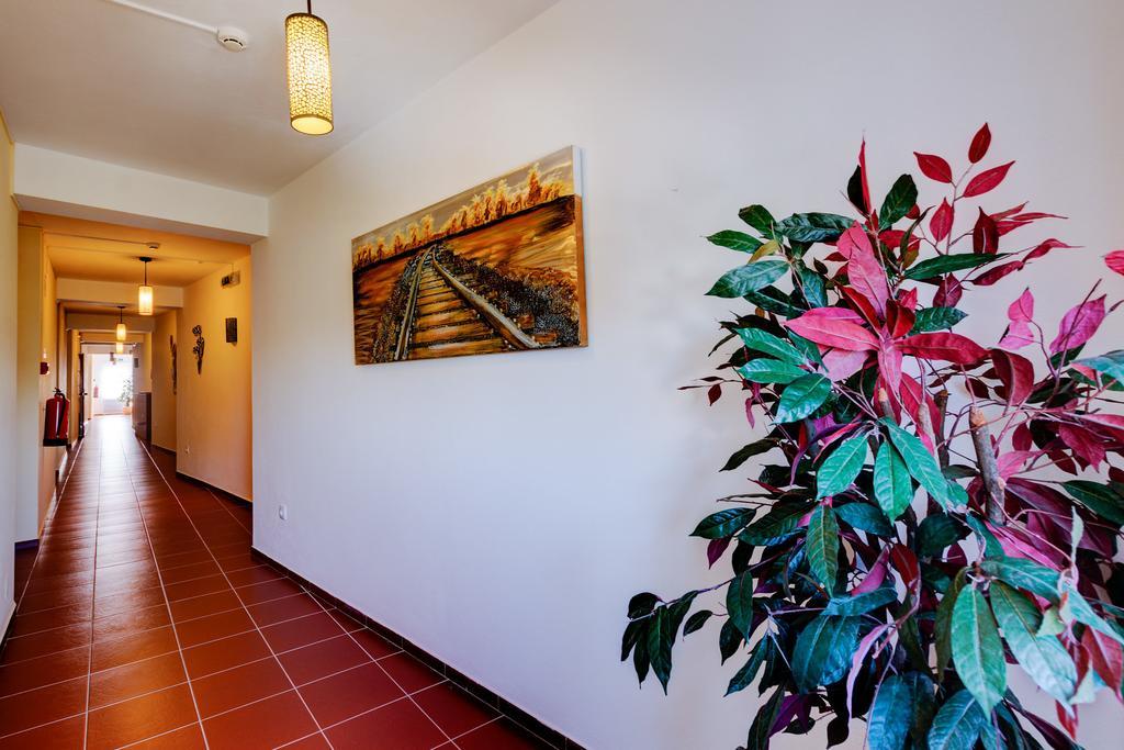 Manta Guest Bed & Breakfast Manta Rota Exterior photo